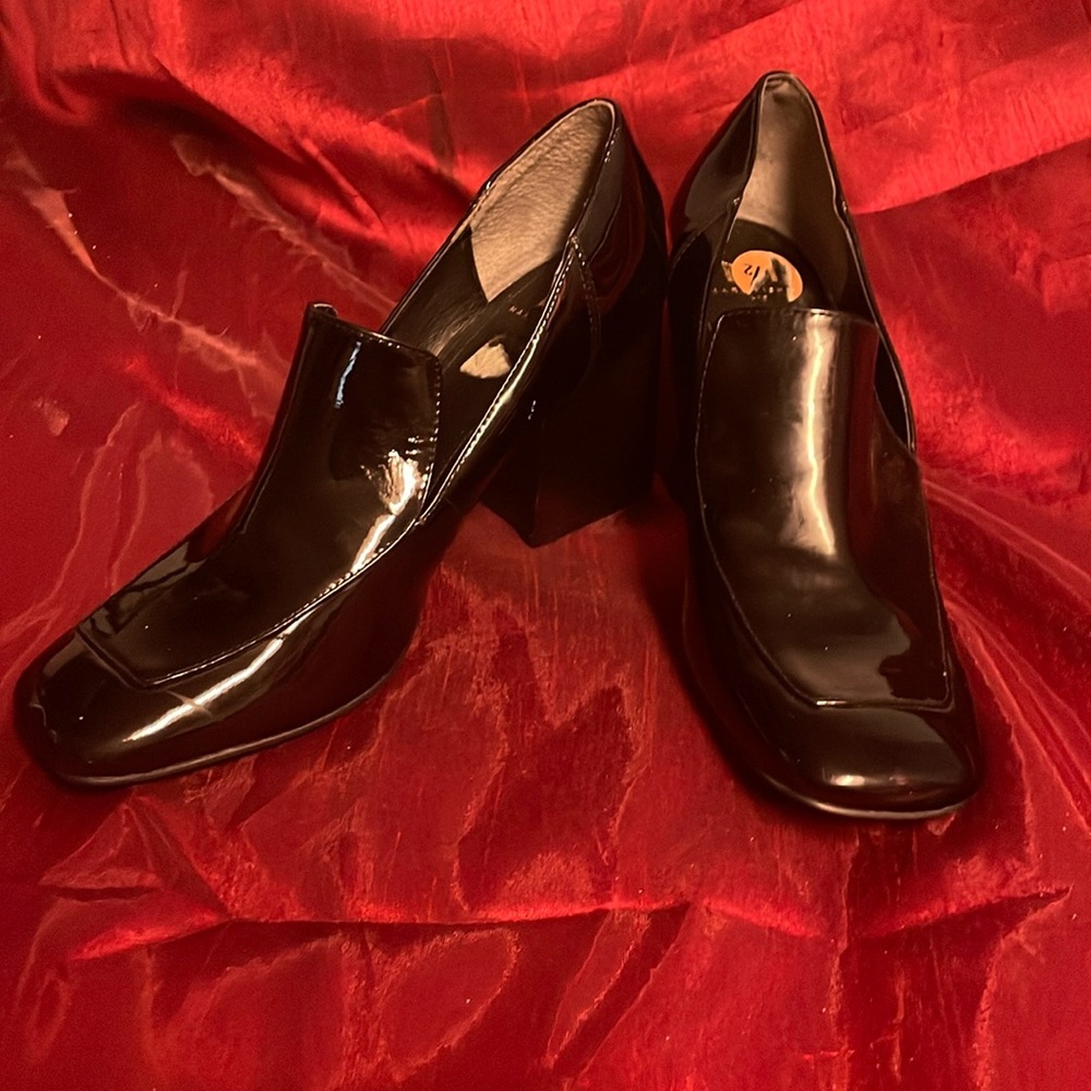 Marc fisher LTD high heels flawless size 7 1/2